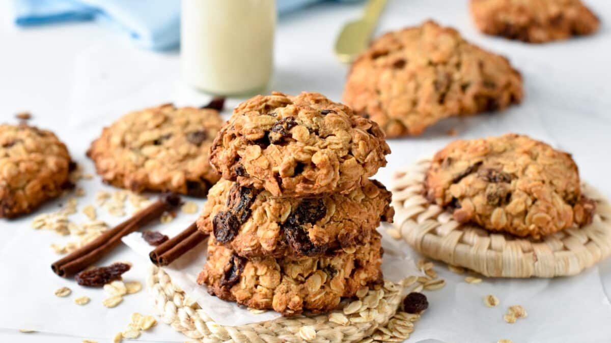 6 Delightful Healthy Cookie Recipes with Simple Ingredients