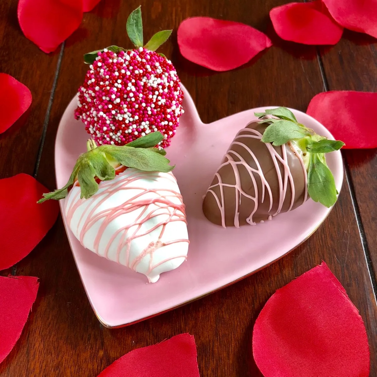 5 Irresistible Valentine's Dessert Recipes to Wow Your Lover